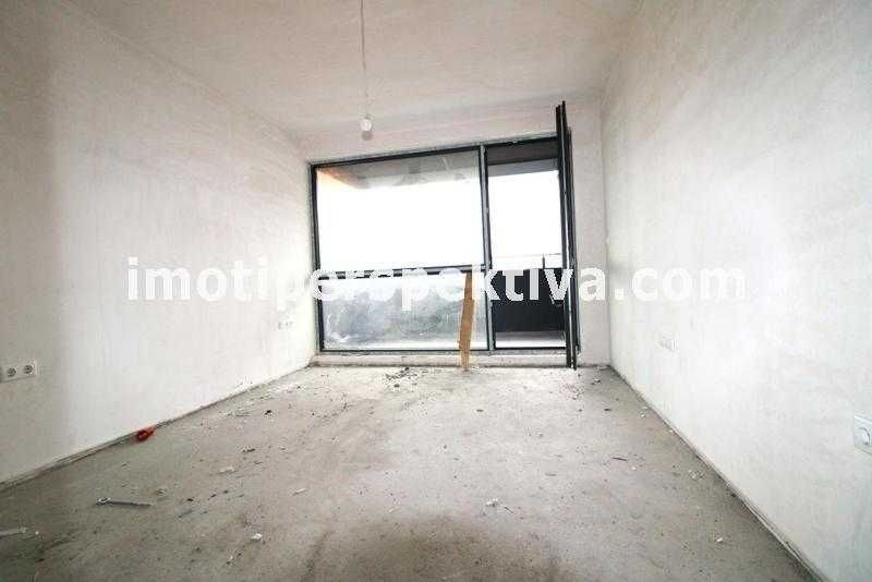 Продава се Двустаен апартамент в Пловдив, Кършияка - 69 кв.м за 710 €/кв.м - Снимка #2