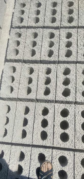 Шлакоблок строительный