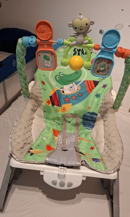 Balansoar / Șezlong muzical pentru bebeluși Chipolino Baby Spa, 100 lei