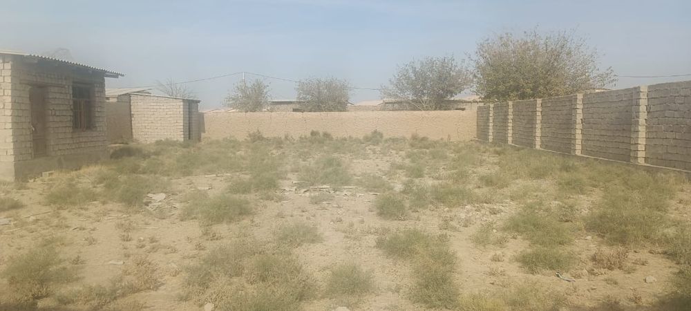 Участка срочна сотилади