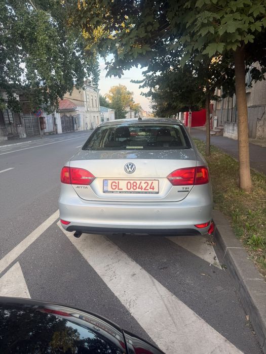 VOLKSWAGEN Jetta 2011 — imagine 4