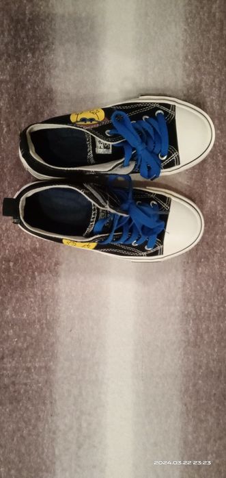 Продам кеды на мальчика