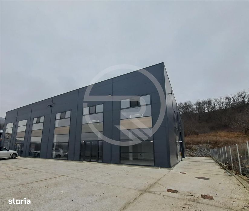 HalaSpatiu comercial, 1200 mp utili + 1750 mp teren, situat in Baciu!
