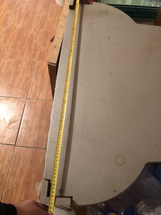 Срочно продам тумбу под телевизор