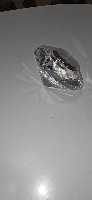 Ceas de masă swarovski forma diamant sticla slefuita superba