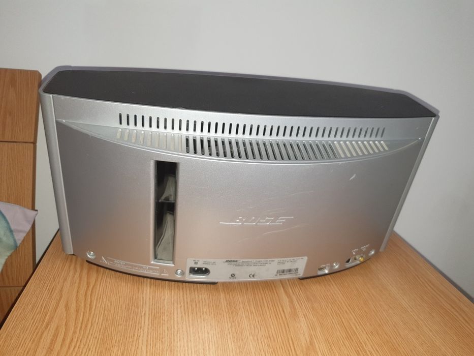 Vand boxe sounddock 10 impecabil mai multe detalii la tel