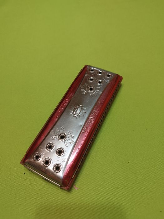 Продавам Хармоника