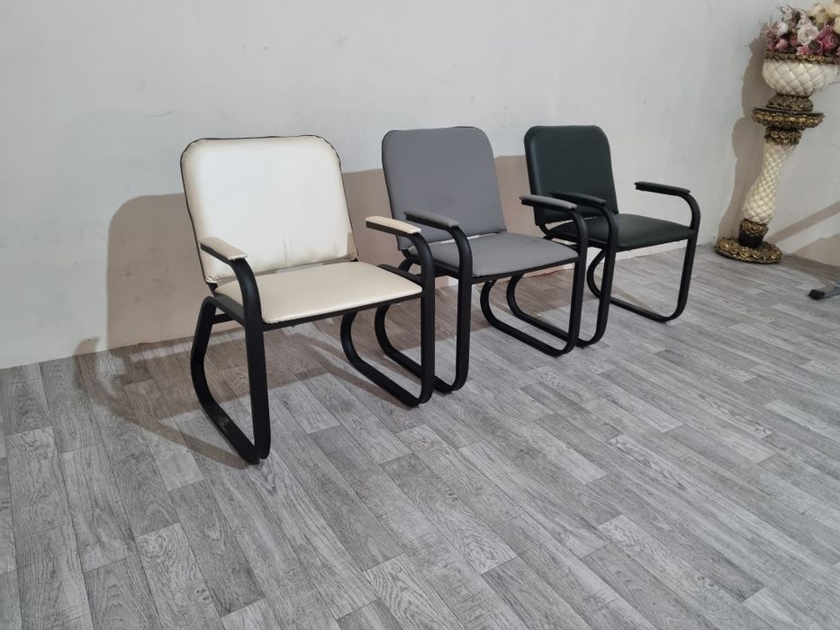 Скамейка ажиданка диван