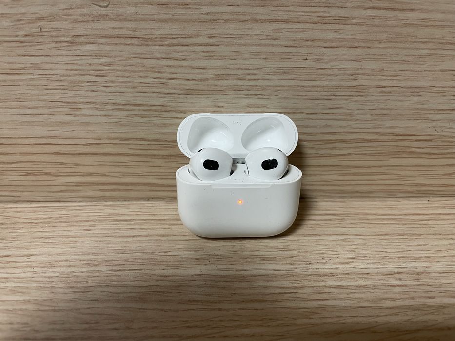 Airpods 3 оригинал в отличном состоянии
