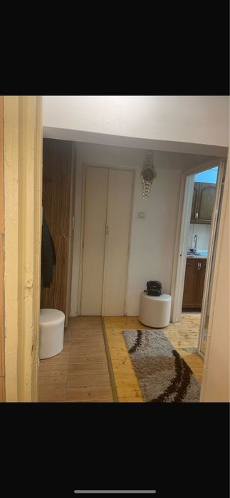 Închiriez garsoniera cinfort 1