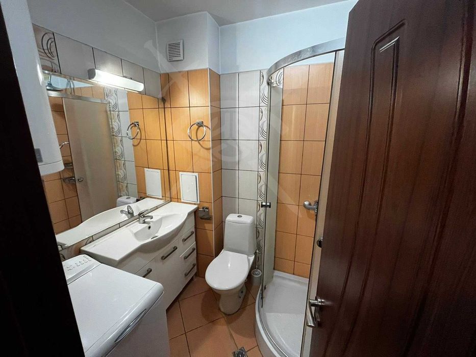 Продава се Двустаен апартамент в Пловдив, Южен - 65 кв.м за 1693 €/кв.м - Снимка #1