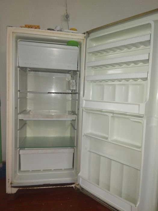 Biryusa xolodilnik satiladi