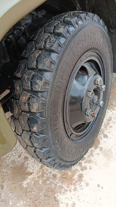 Gaz 53 Benzavoz sotiladi.