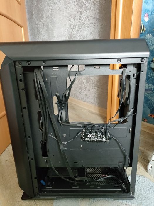 Корпус для пк | AeroCool Gladiator Duo