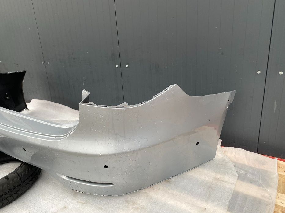 Bara spate Mercedes EQS W297 stare foarte buna originala