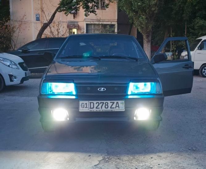 Продам ВАЗ 21093 в хорошем состоянии.