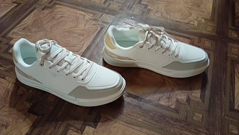 Кроссовки женские Xtep