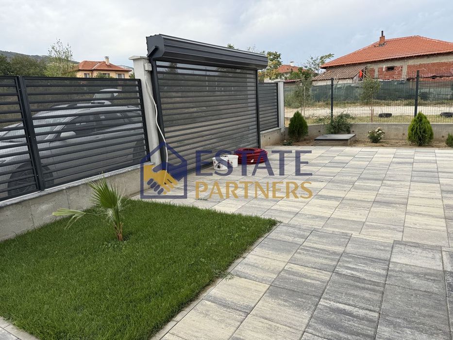 Къща в Пловдив, област-с.Брестник площ 172 цена 316000