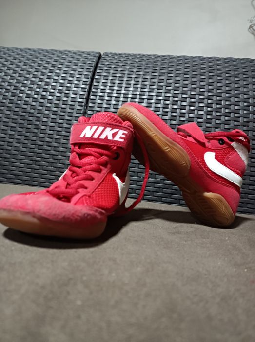 Продам борцовки новый нам не подошли  шмут походили 1