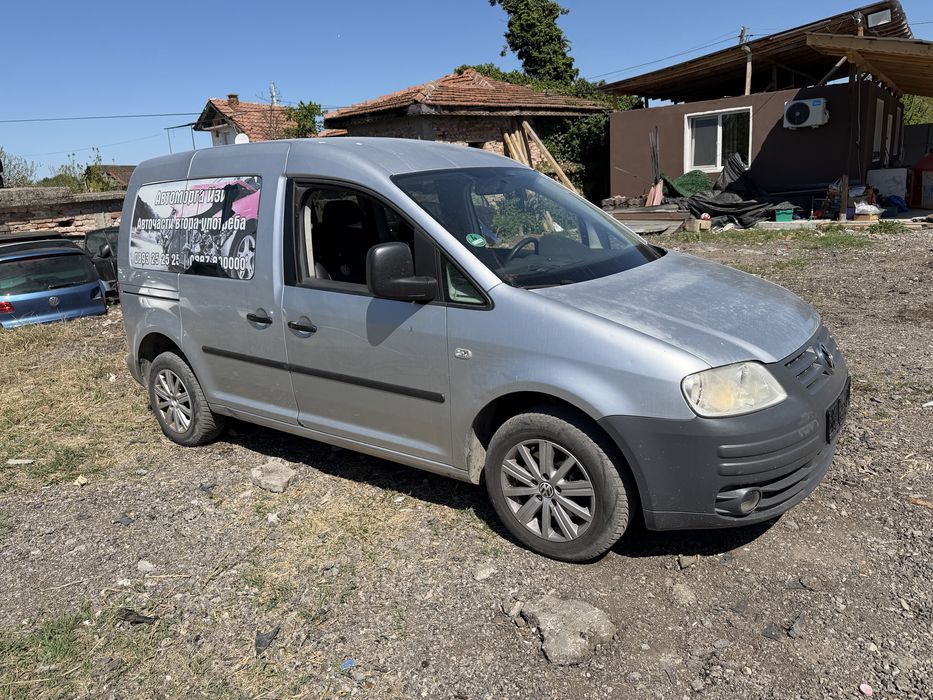 VW CADY LIFE 1.9 105 кс 2008 Г код на двигател BLS 5 степана кутия само на части