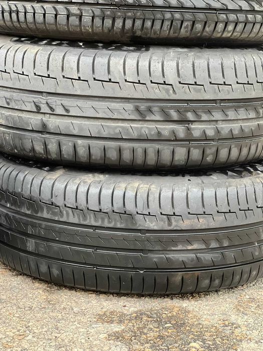 Летни гуми 215 60 16 Continental две от гумите са 0524 DOT 0622