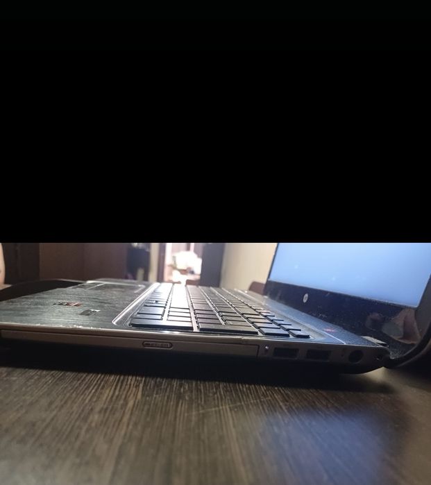 Ноутбук HP ENVY m6