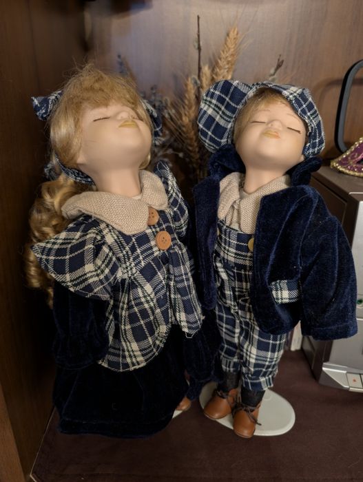 Păpuși portelan, cu suport 35cm