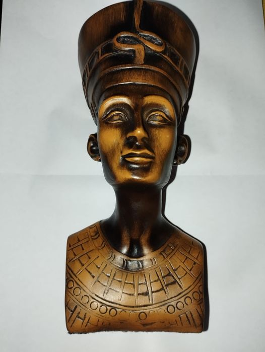 Statuetă decorativă arta egipteană Nefertiti