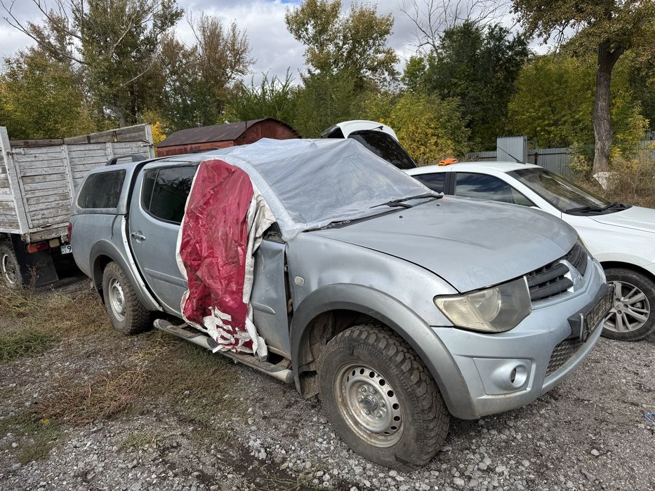 Митсубиси Л200 на запчасти
