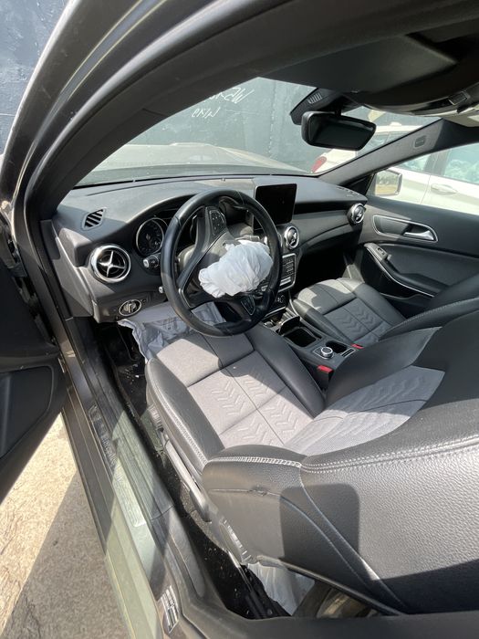 Dezmembrez Mercedes-Benz GLA 2018 Diesel GLA 200D