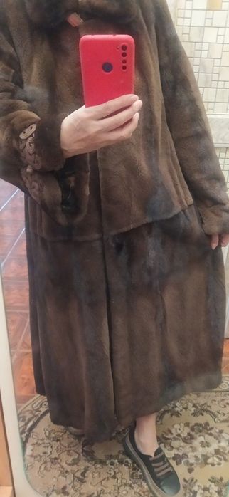 Продам норковую шубу