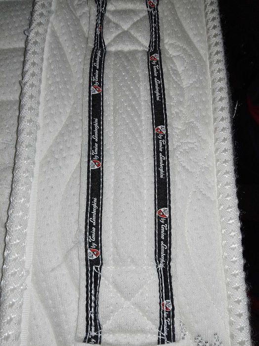 Продавам легло 90/200 с  матрак