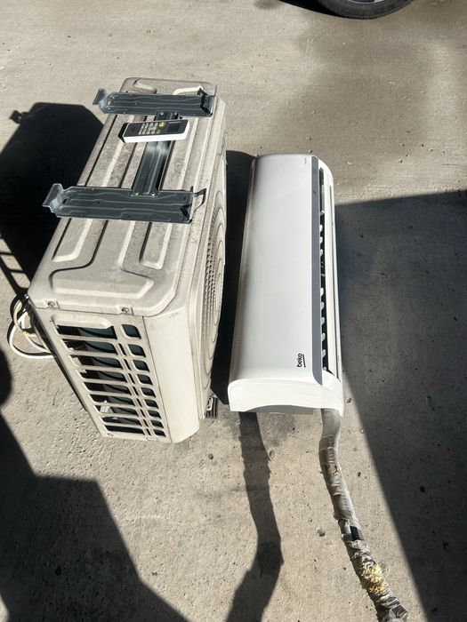 Aer conditiinat / inverter 12000 Btu BEKO BRVPF 121