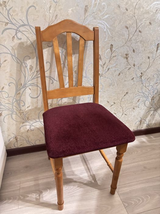 Продам стулья ,6 штук