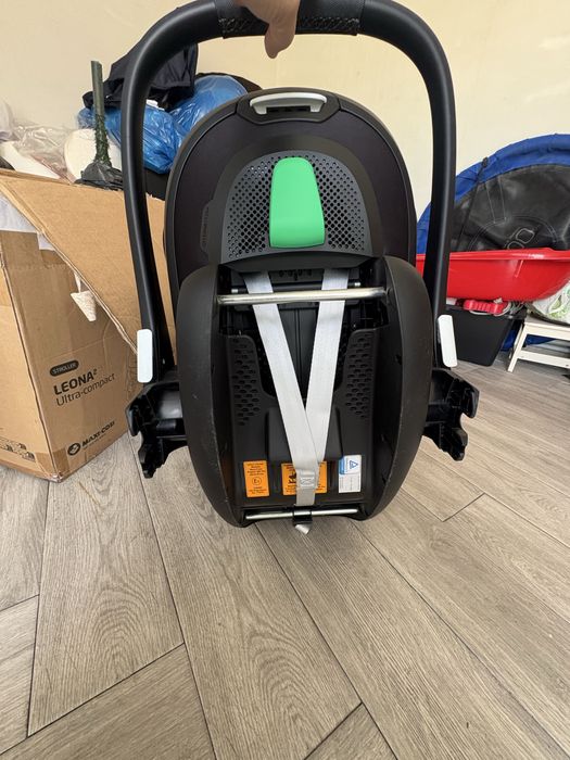 Vand scoica maxi cosi