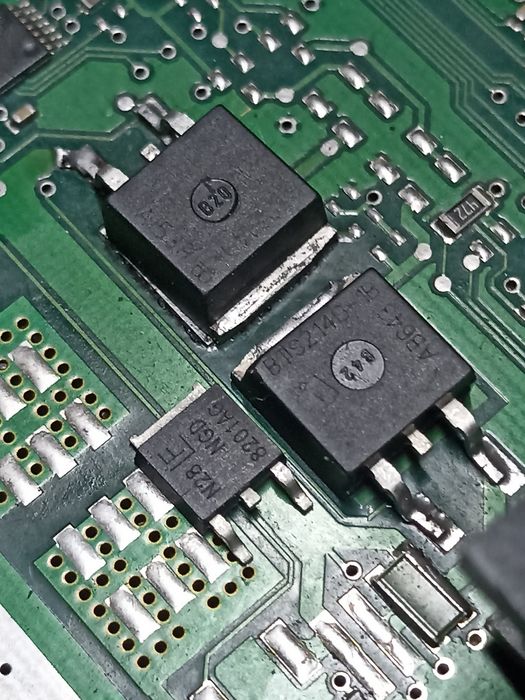 Продам , ключи зажигания 8201AG