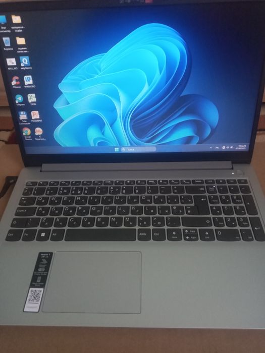 Lenovo noutbuk 8GB новый