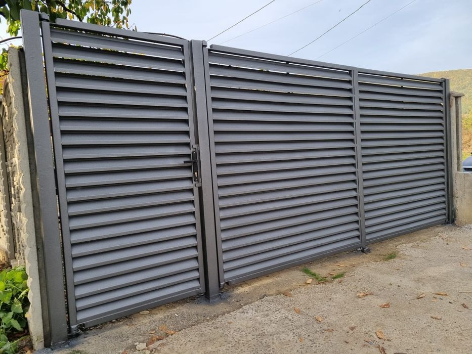 Porți si panouri de gard din tabla debitata cu plasma cnc