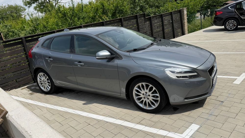 VOLVO V40 2017 — imagine 3