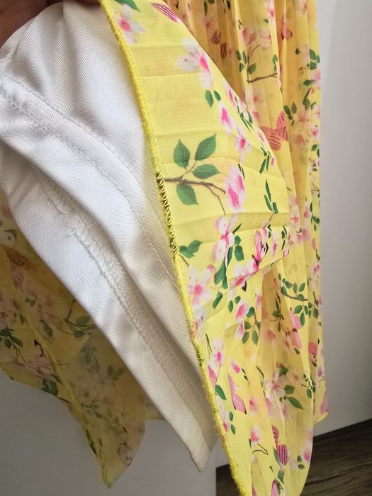 Rochita hm 104 fetite