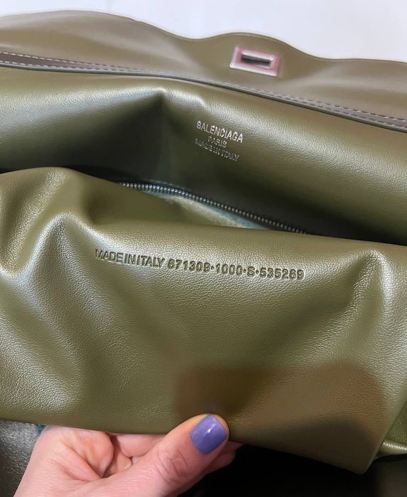 Чанта кожена balenciaga