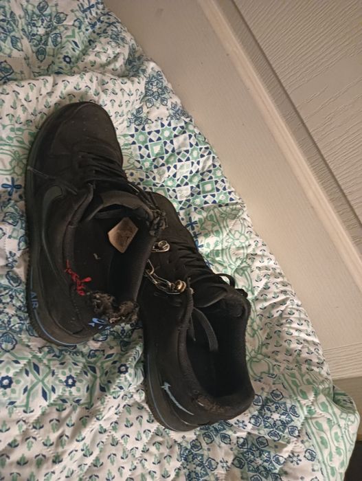 Nike Air Force 1 Custom – Model Unicat – Lanț Metalic – Streetwear