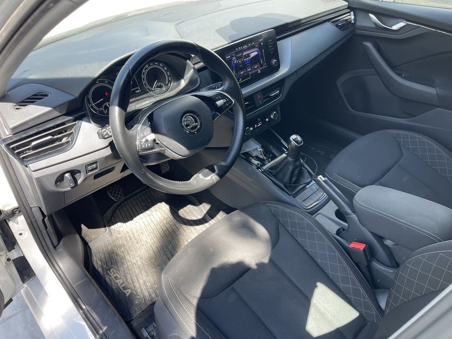 Vand Skoda Scala 1.0TSI -Usor Avariat/Avariata
