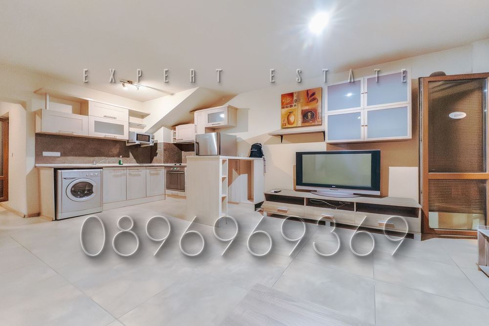 Продава се Двустаен апартамент в Варна, Лятно кино Тракия - 80 кв.м за 1875 €/кв.м - Снимка #1