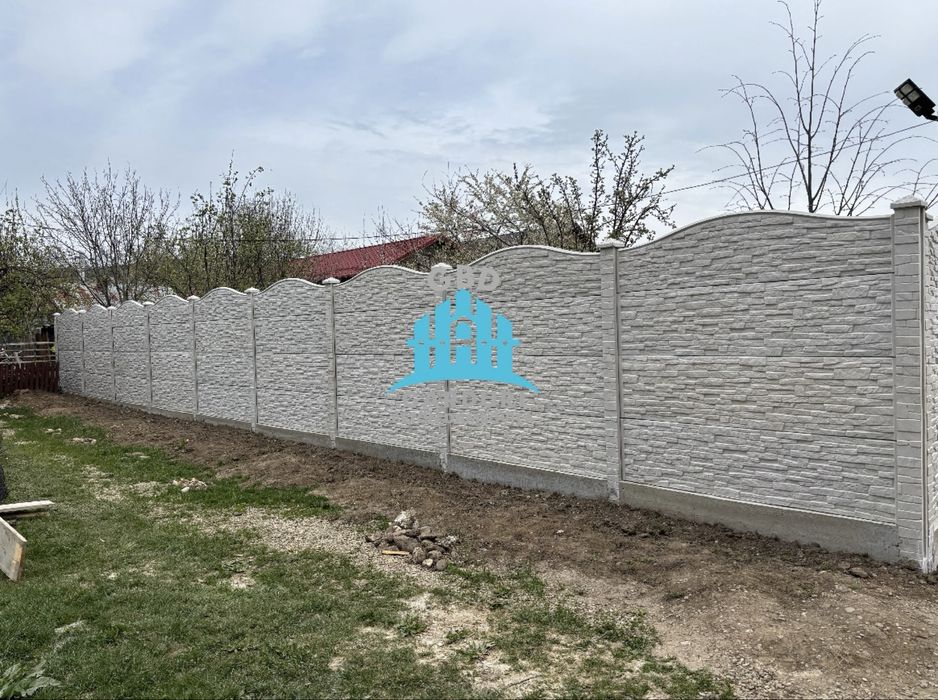 Garduri din placi de beton