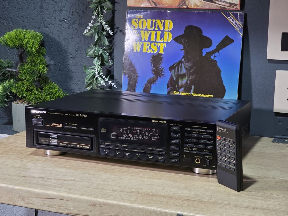 Cd player PIONEER PD-M730, magazie 6 disc, telecomanda,  impecabil