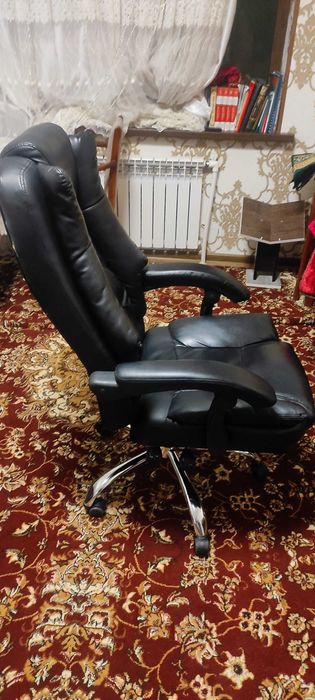 Кресло офисное в отличном состоянии