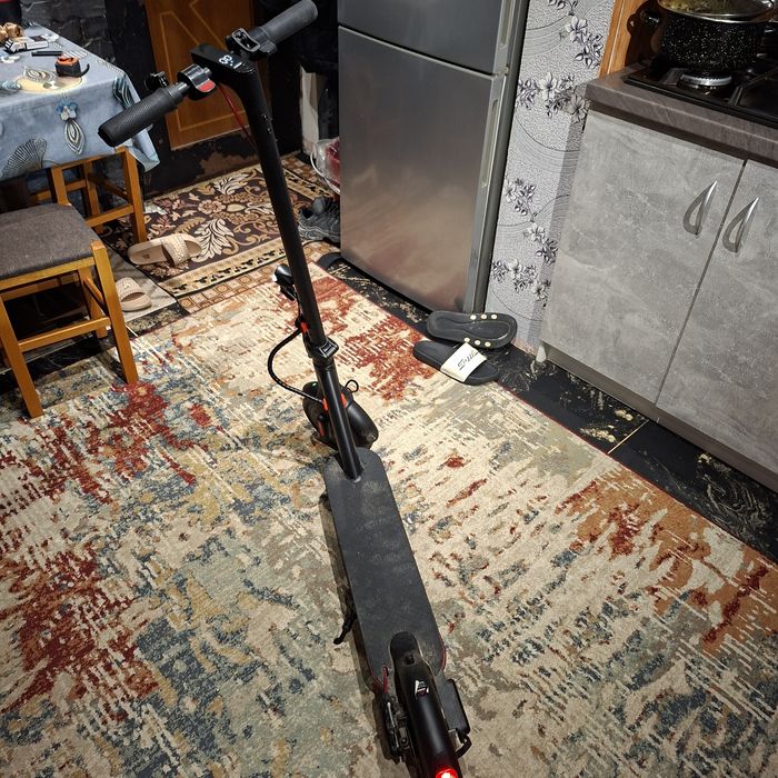 Vand trotineta electrica