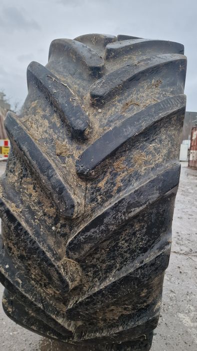 CAUCIUC Agri 540/65R28 marca Michelin