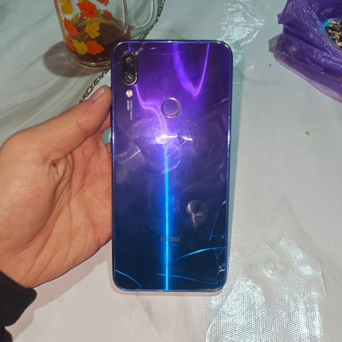 Продам телефон REDMI NOT 7